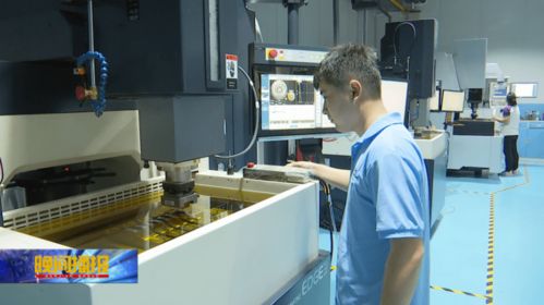 四大經(jīng)濟指標增速全市第一，打造全國高端產(chǎn)業(yè)集聚區(qū)與電子產(chǎn)品研發(fā)新高地